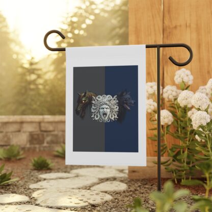 Domos Monstrorum Camp/Garden Banner